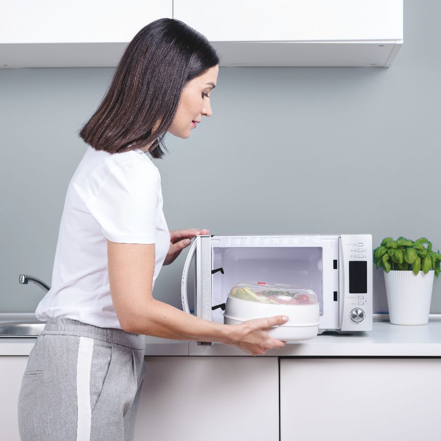 Peut-on mettre du verre au micro-ondes ?