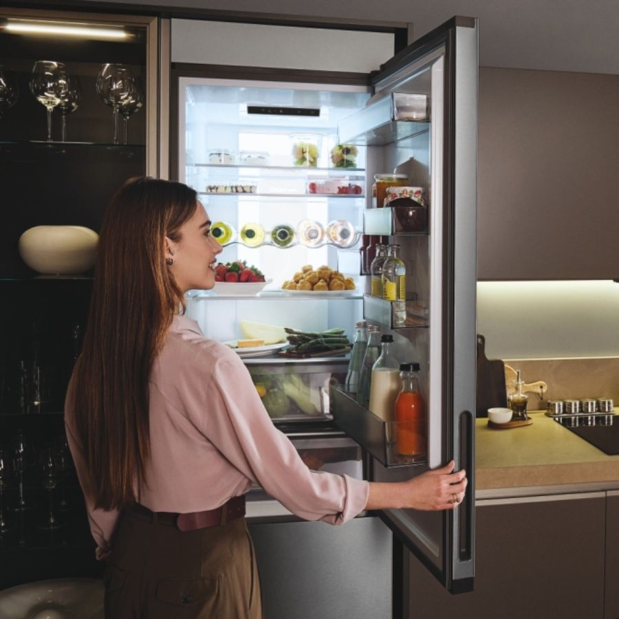 Jak poznat únik chladiva z lednice