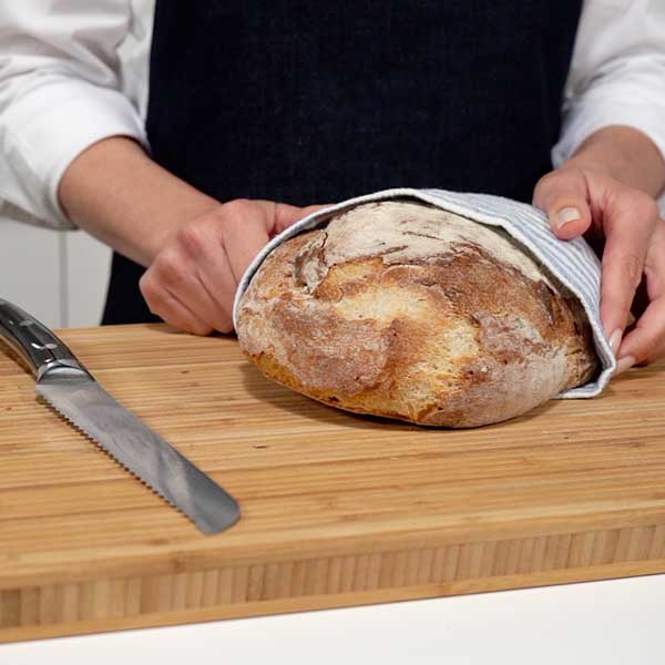 Wholemeal flour and rye bread