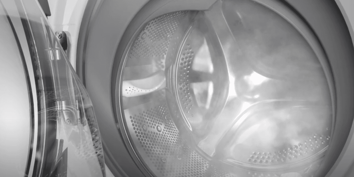 Un nettoyage en profondeur et moins de plis grâce à la vapeur