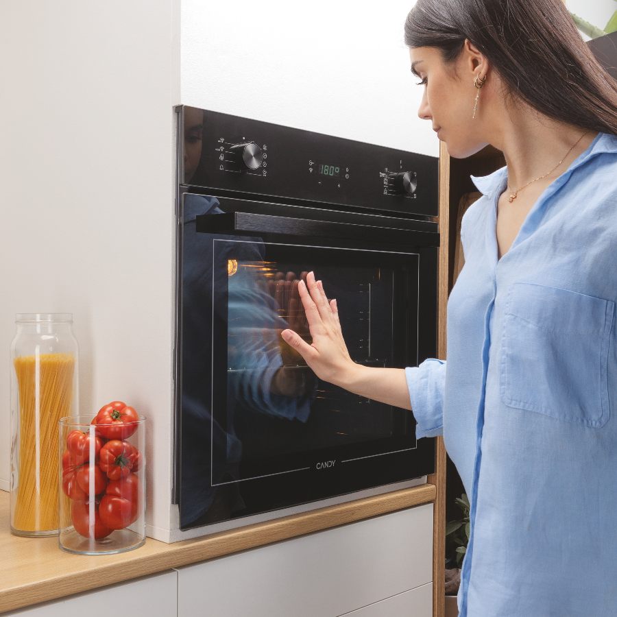 Czyszczenie piekarnika bez wysiłku: Wskazówki Nie wymagające szorowania!