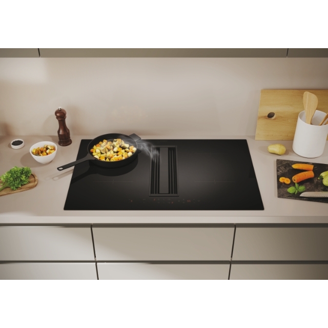 CIH8I4CF 33803477 15