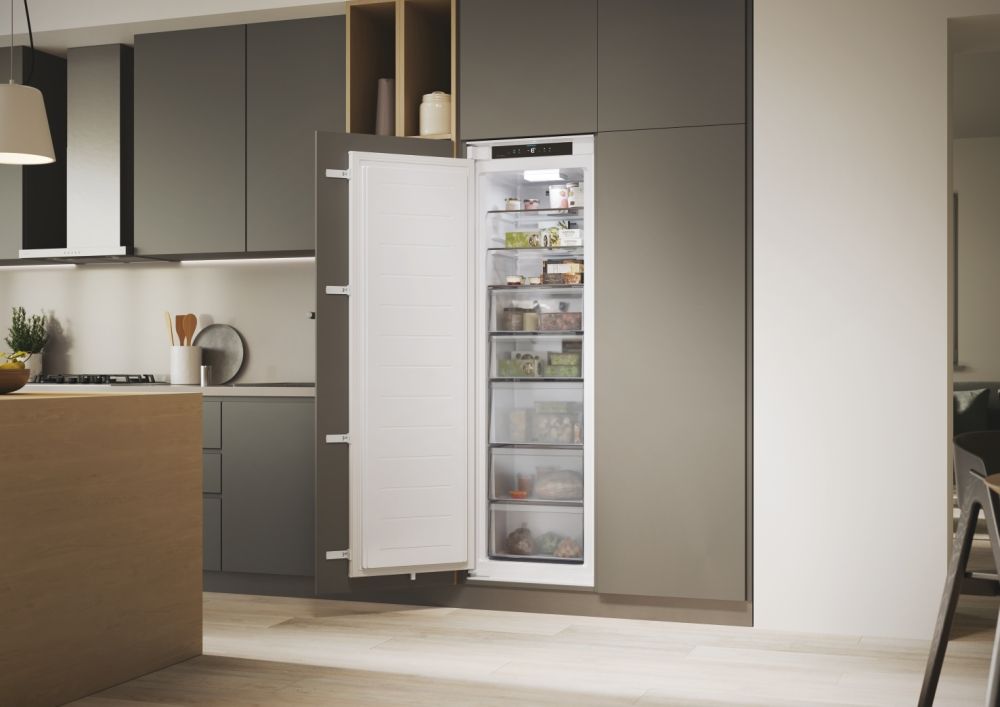 CMT5518EVWF 37900605 9