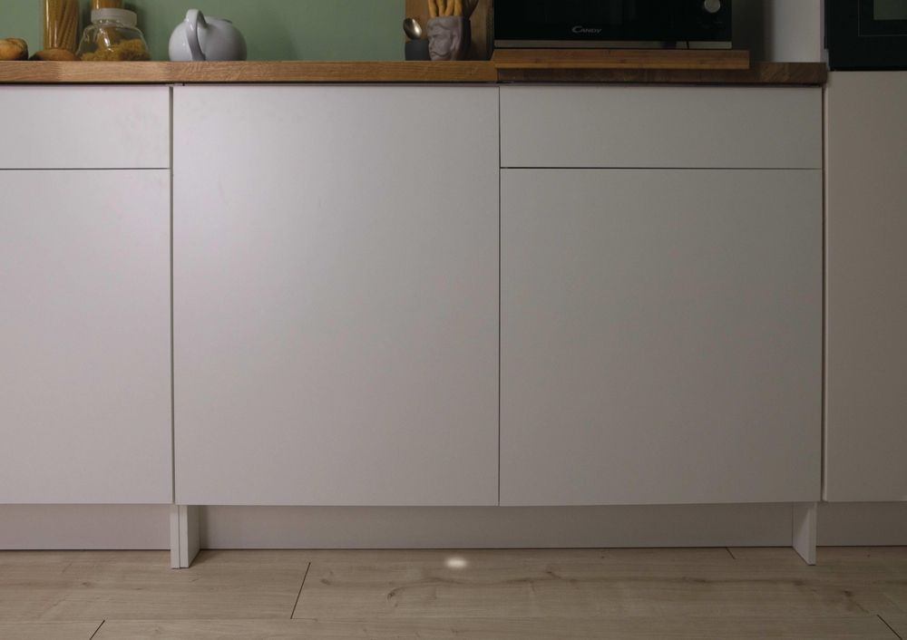 CI 4A2F0SA 32901963 14