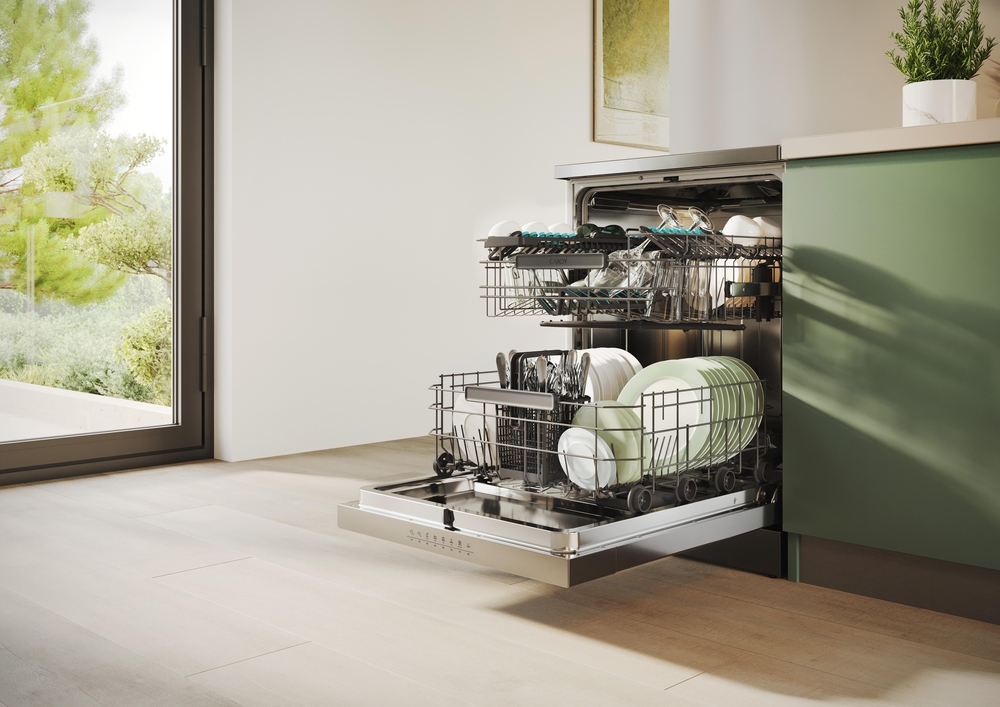 CNF 4A4F0X 32002702 2