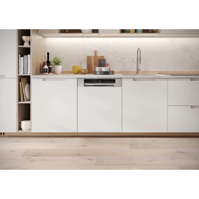 CH 3E7F0S 32901903 5