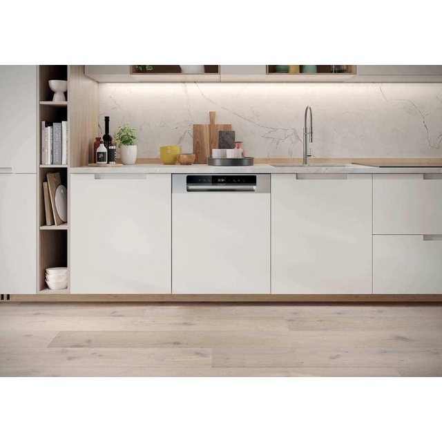 CH 3E7F0S 32901903 7