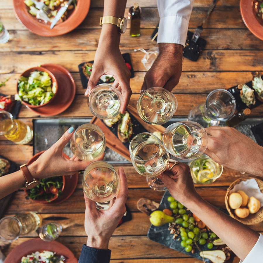 3 Consigli per rendere fantastica una cena estiva in terrazza o in giardino